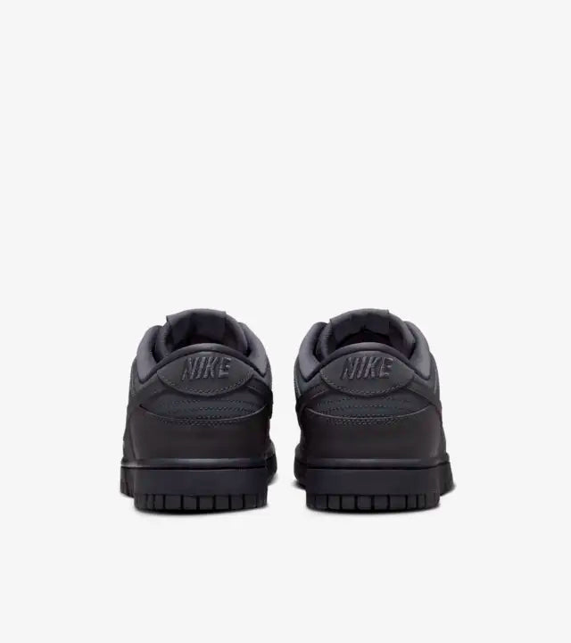 Nike Dunks Low - Black and Anthracite